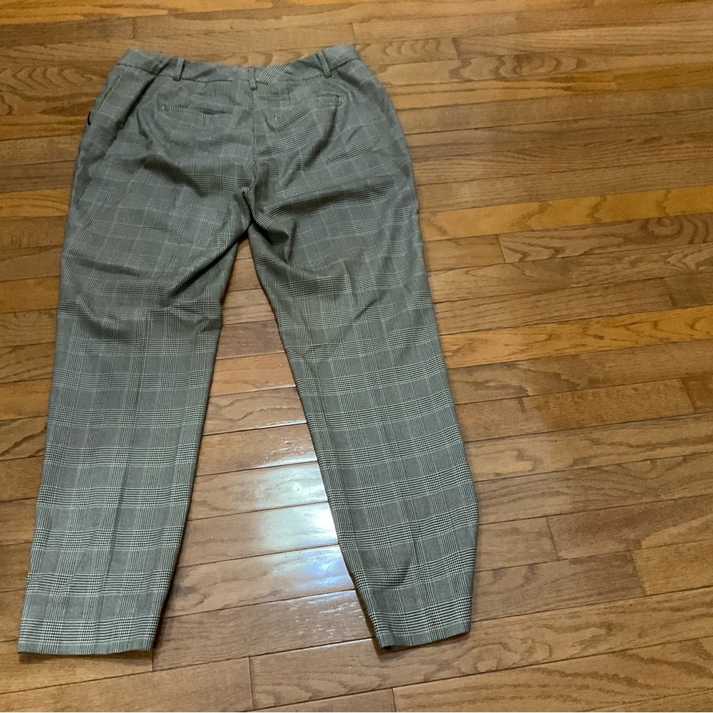 White House Black Market Plaid Pants - Picture 4 of 8